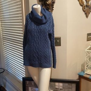 Lauren Ralph Lauren Cable knit cowl sweater blue heather size small. Like new
